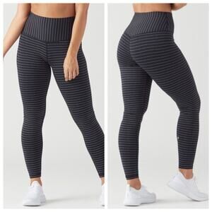 Glyder Sultry Black Metallic Striped High Waisted Leggings Size Small Athletic